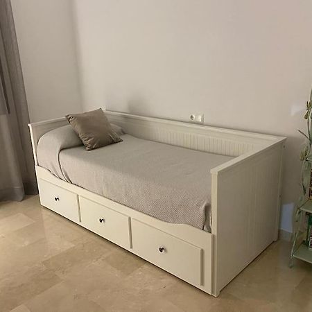 Central Estepona 3 Bed Apt With Pool And Parking ภายนอก รูปภาพ