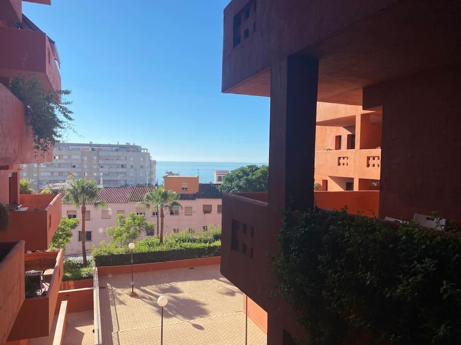 Central Estepona 3 Bed Apt With Pool And Parking ภายนอก รูปภาพ