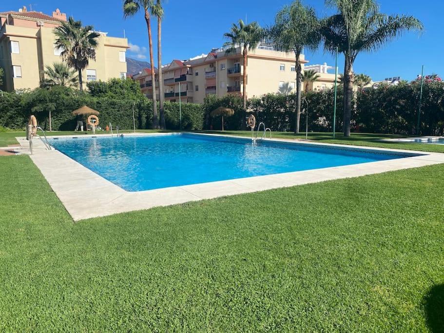 Central Estepona 3 Bed Apt With Pool And Parking ภายนอก รูปภาพ