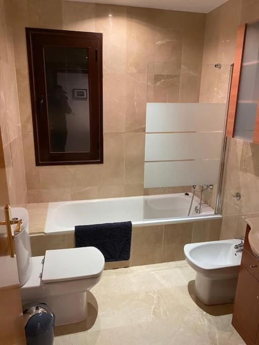 Central Estepona 3 Bed Apt With Pool And Parking ภายนอก รูปภาพ