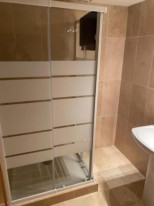 Central Estepona 3 Bed Apt With Pool And Parking ภายนอก รูปภาพ