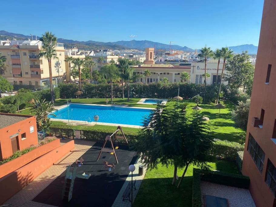 Central Estepona 3 Bed Apt With Pool And Parking ภายนอก รูปภาพ